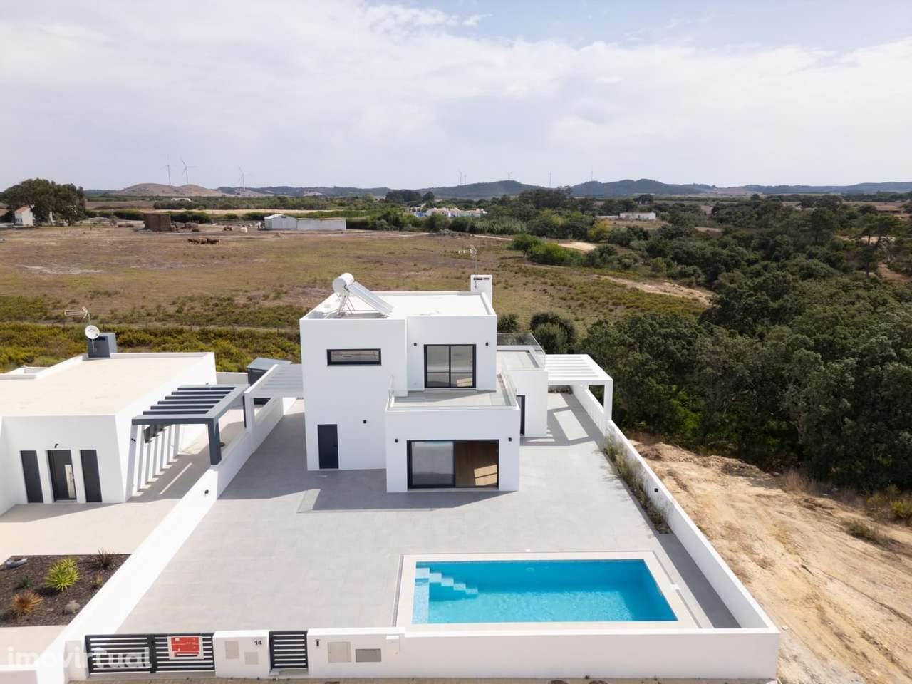 Moradia Isolada T3 com piscina, Porto Covo, Sines - Grande imagem: 2/40