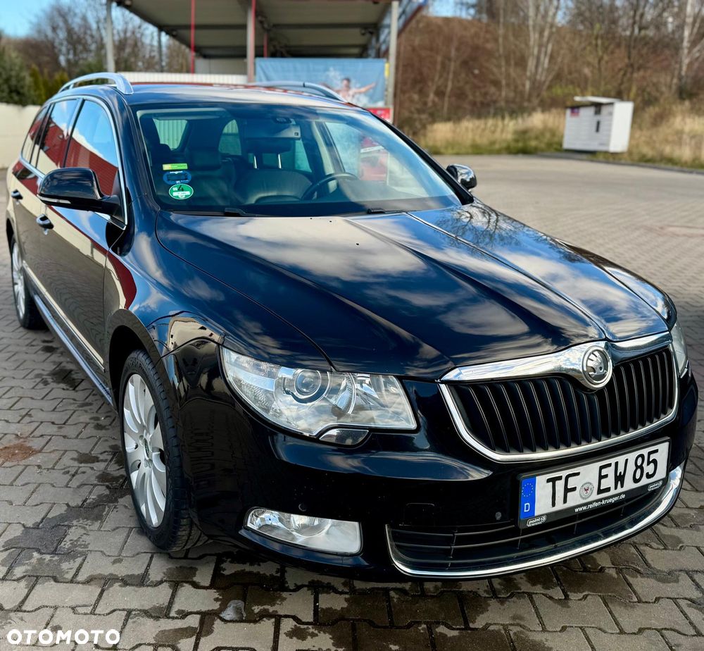 Skoda Superb 2.0 TDI DSG FAMILY - 6