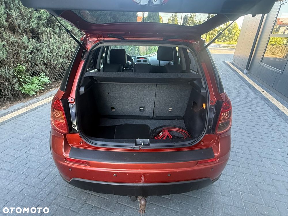 Suzuki SX4 1.6 VVT 4x2 Comfort - 22