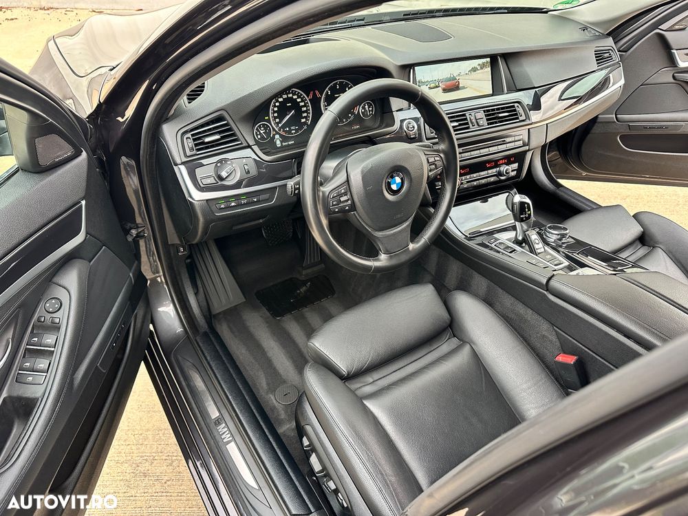 BMW Seria 5 530d xDrive Touring Sport-Aut. Luxury Line - 18