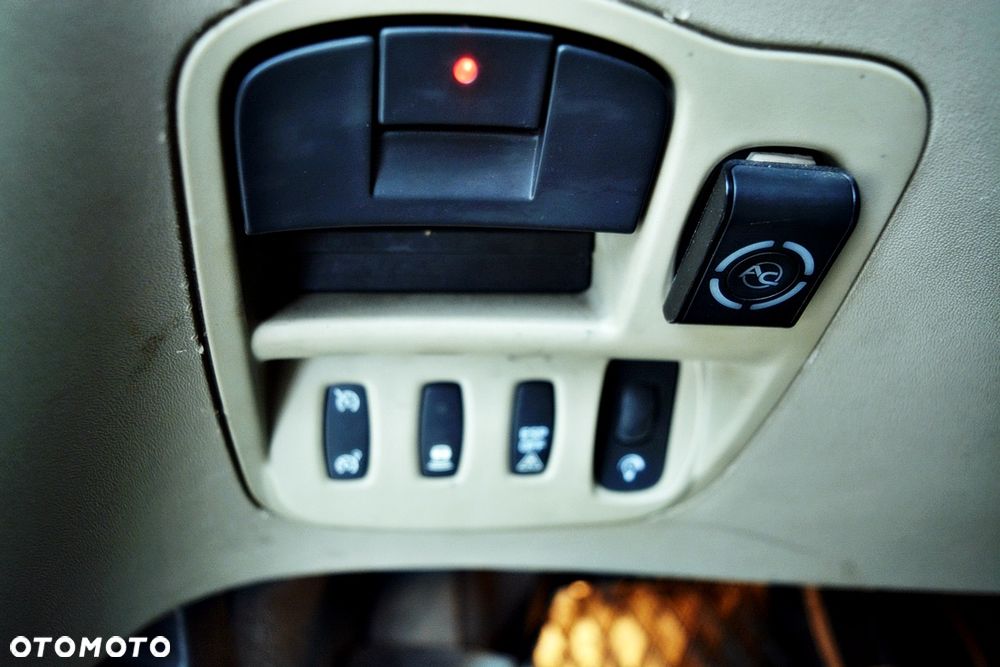 Renault Espace 2.0 Initiale - 17