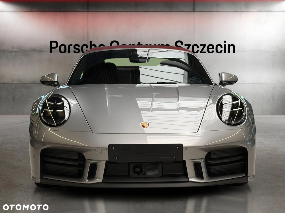 Porsche 911 Carrera 4S - 9
