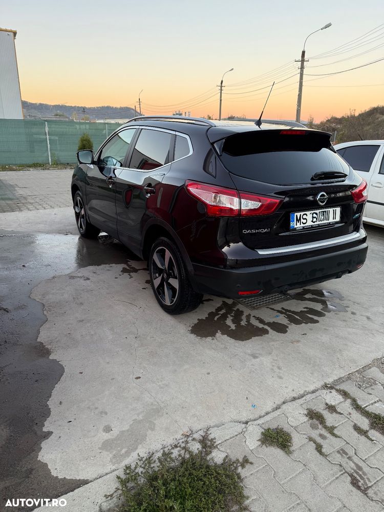 Nissan Qashqai 1.6 DCI Start/Stop Tekna - 4