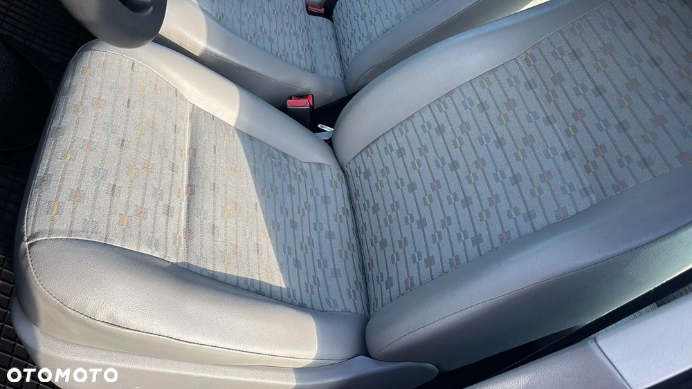 Volkswagen Transporter T5 - 14
