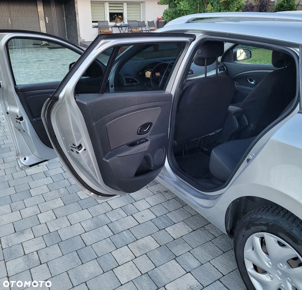 Renault Megane 1.5 dCi Limited - 9