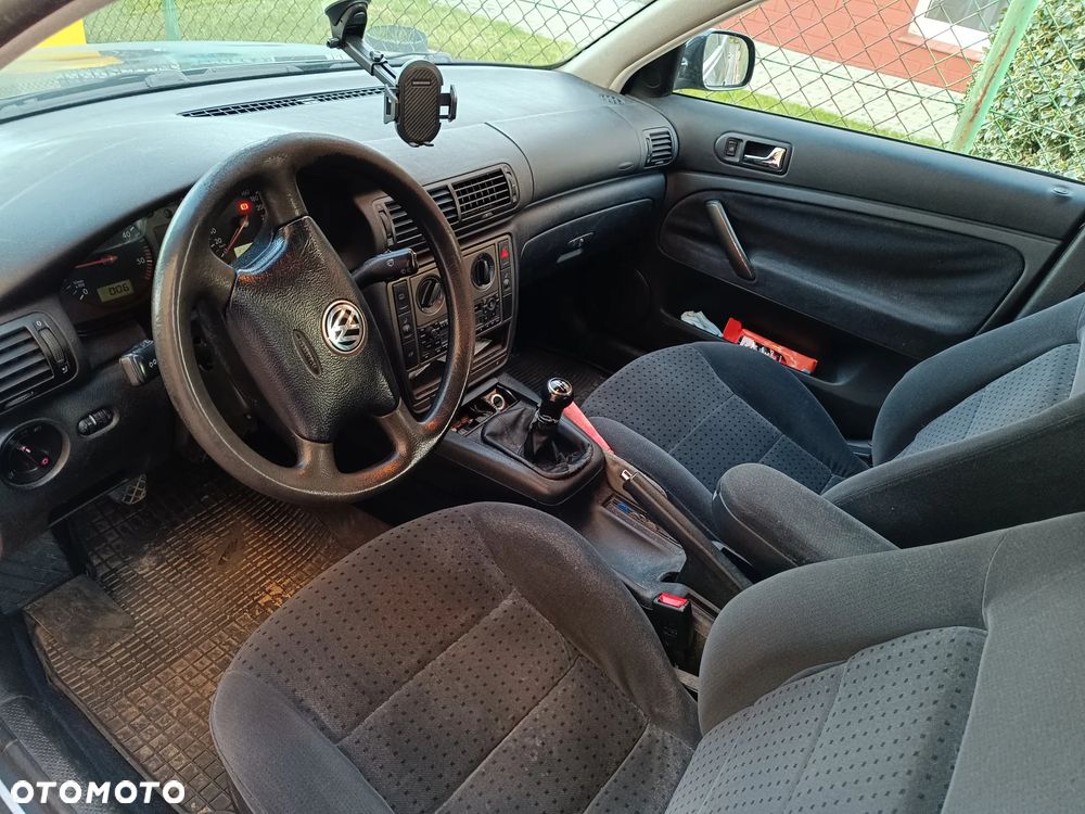 Volkswagen Passat 1.9 TDI - 6