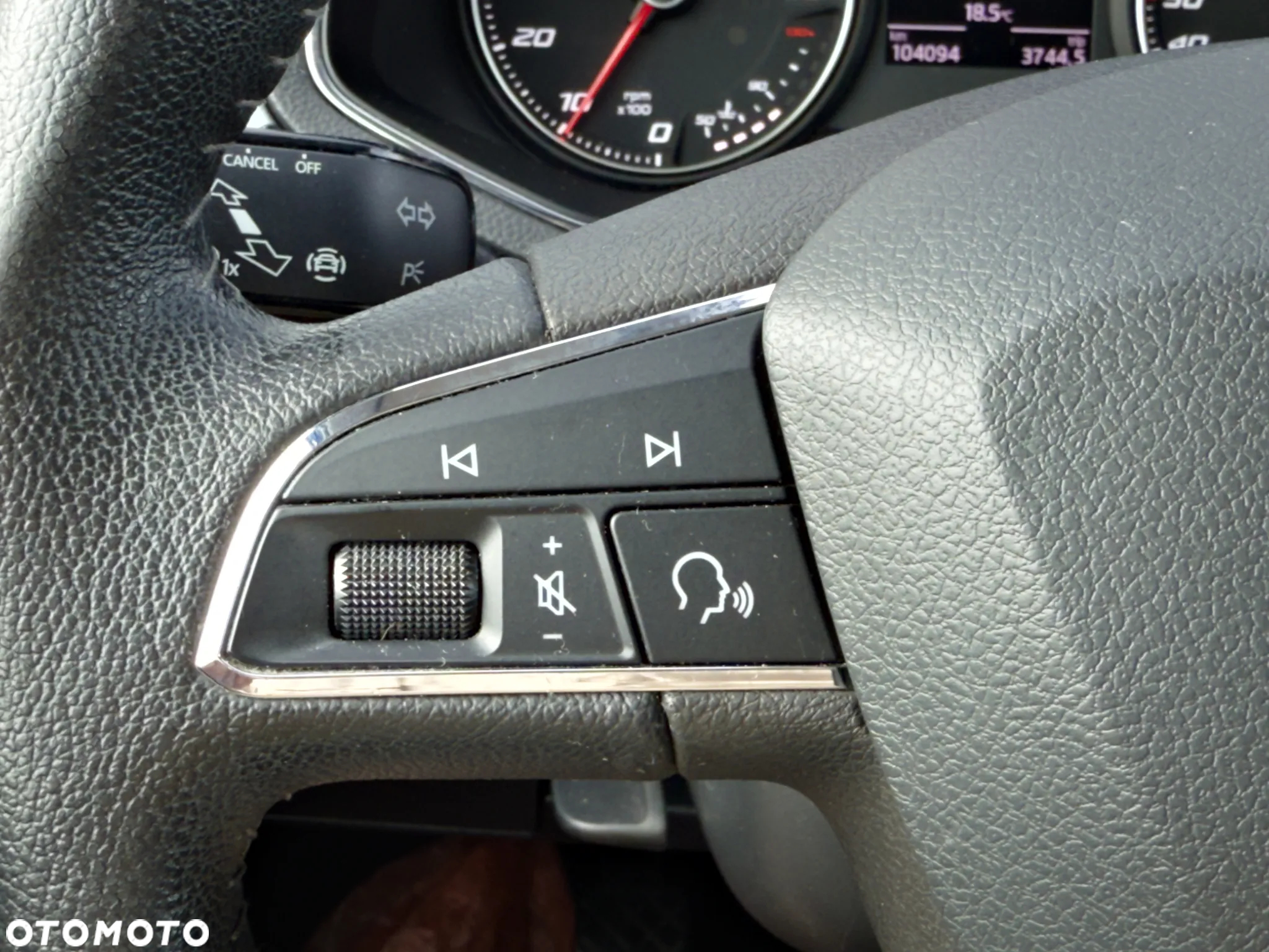 Seat Arona 1.0 TSI Full LED S&S - 21