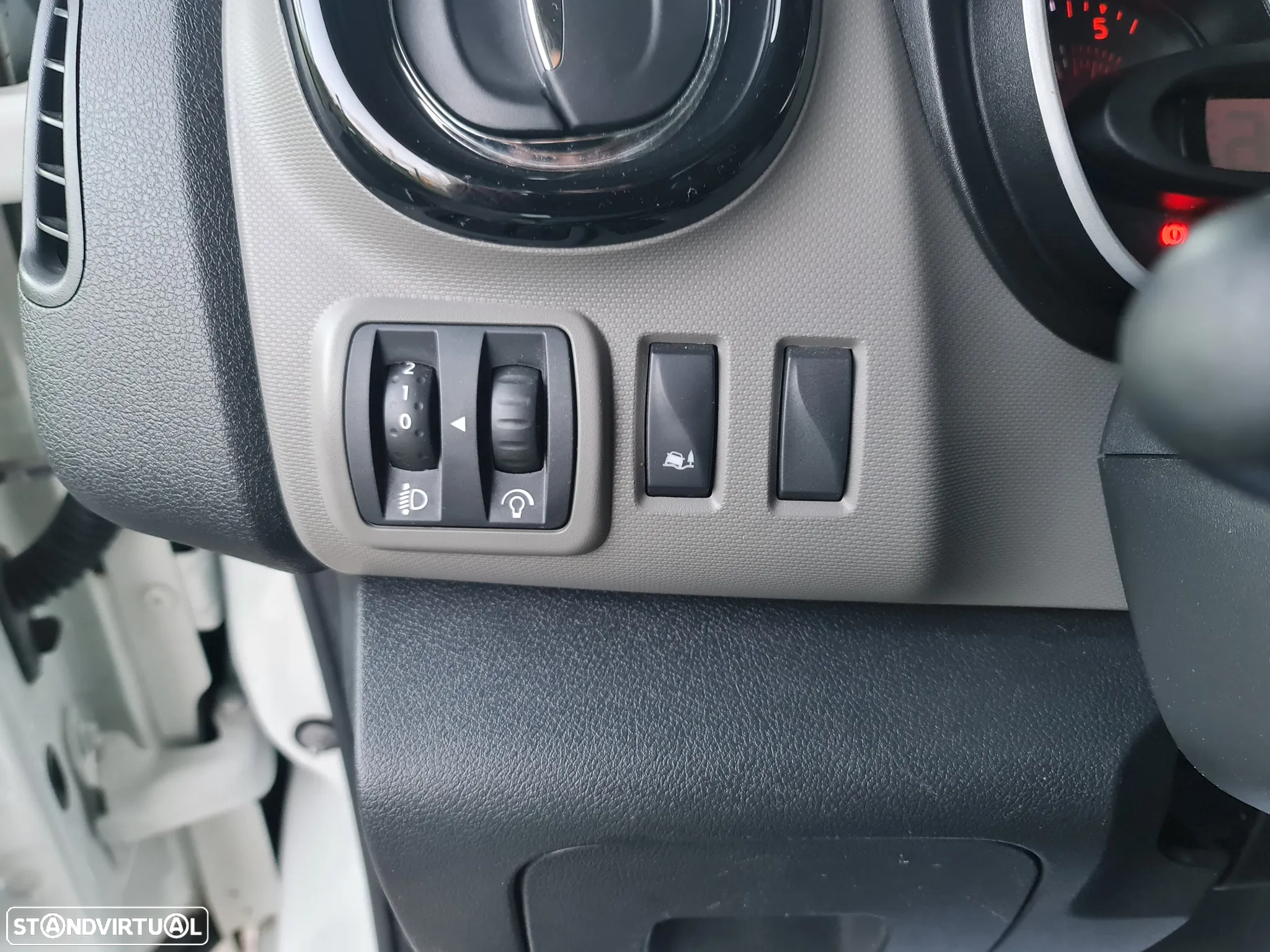 Renault TRAFIC DCI 3Lug * AC/BLUETOOTH *c/ IVA incluido - 27