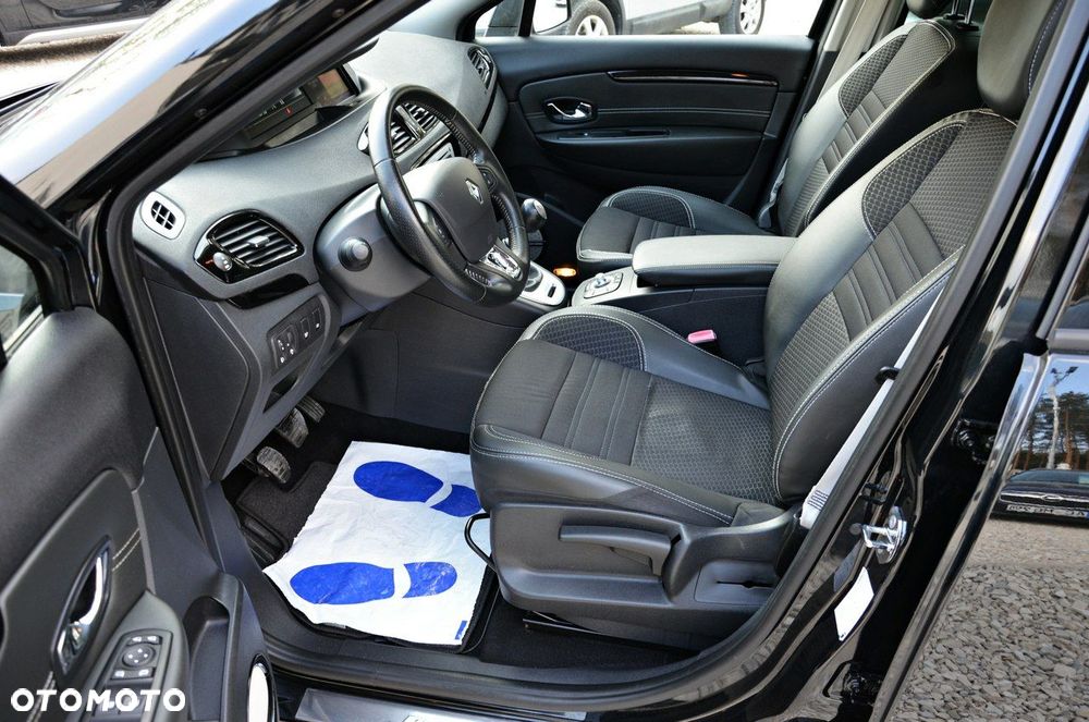 Renault Grand Scenic - 27
