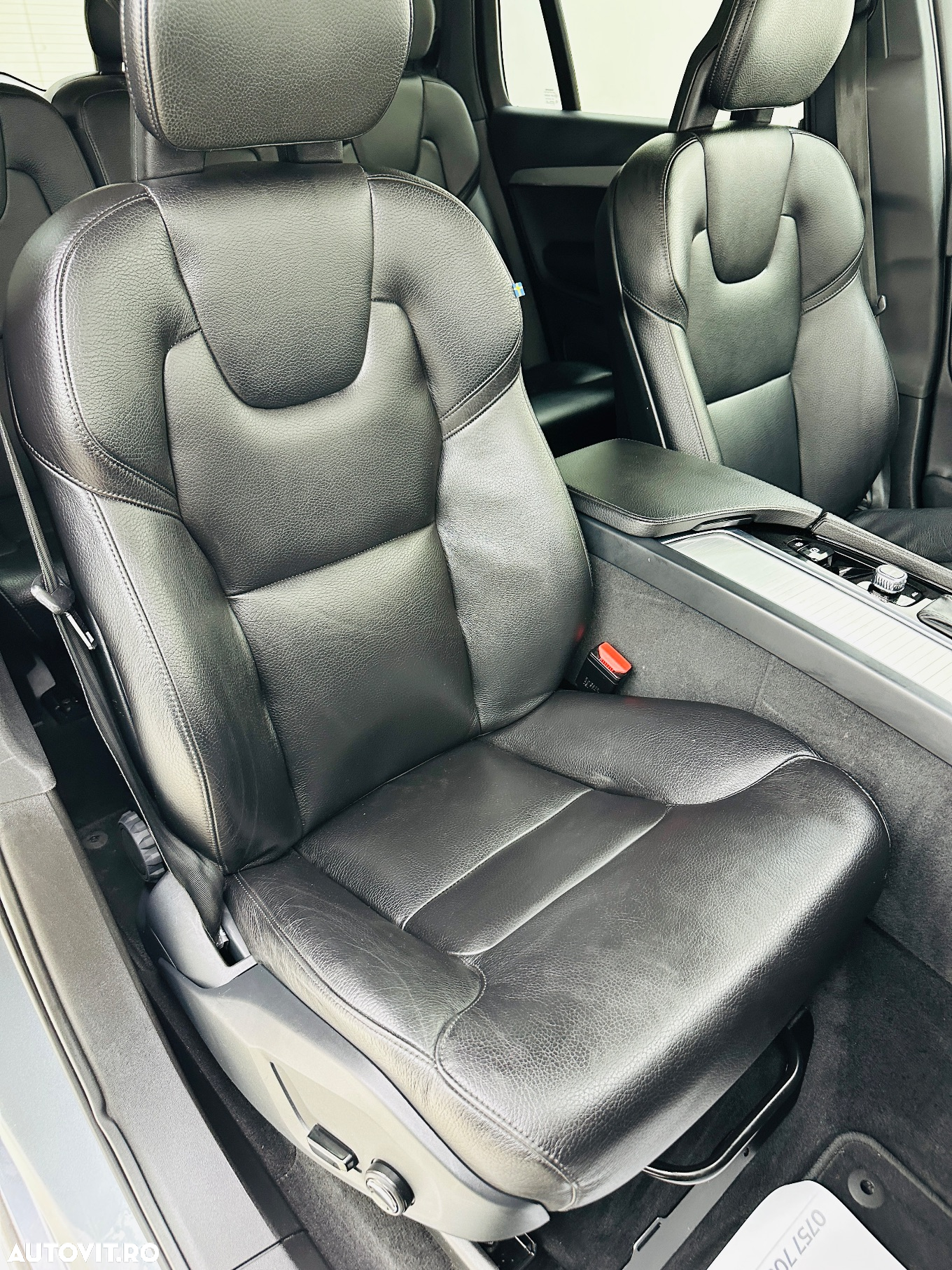 Volvo XC 90 D5 AWD Geartronic Momentum - 17