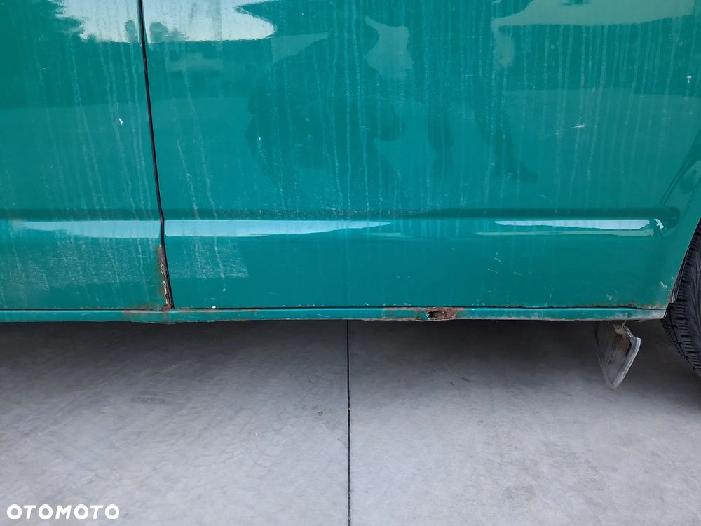Volkswagen Transporter - 4