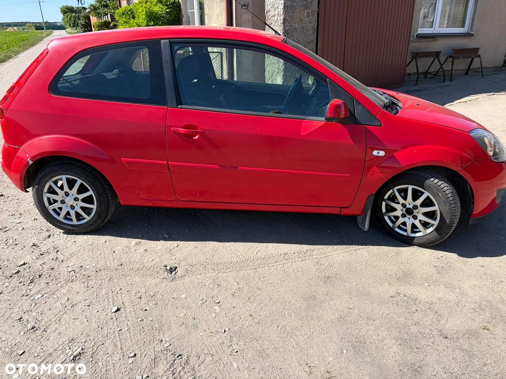 Ford Fiesta - 9