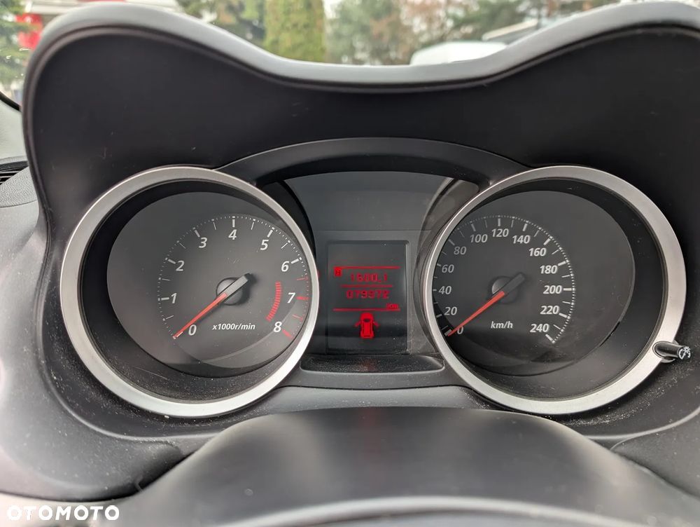 Mitsubishi Lancer 1.6 Intense - 11