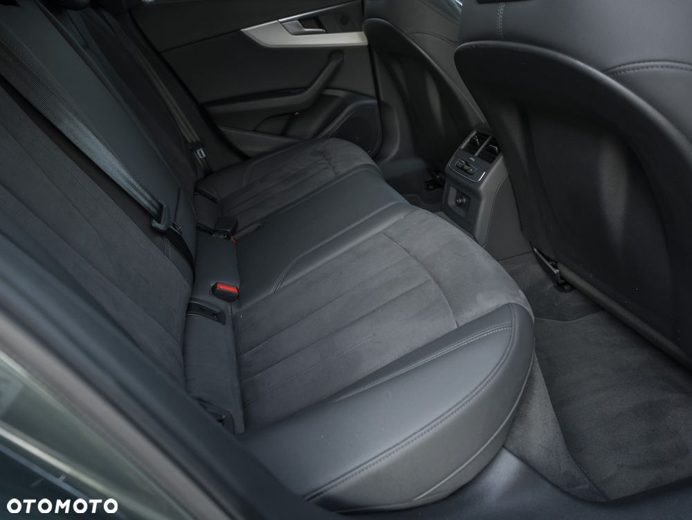 Audi A4 Avant 50 TDI quattro tiptronic S line - 31