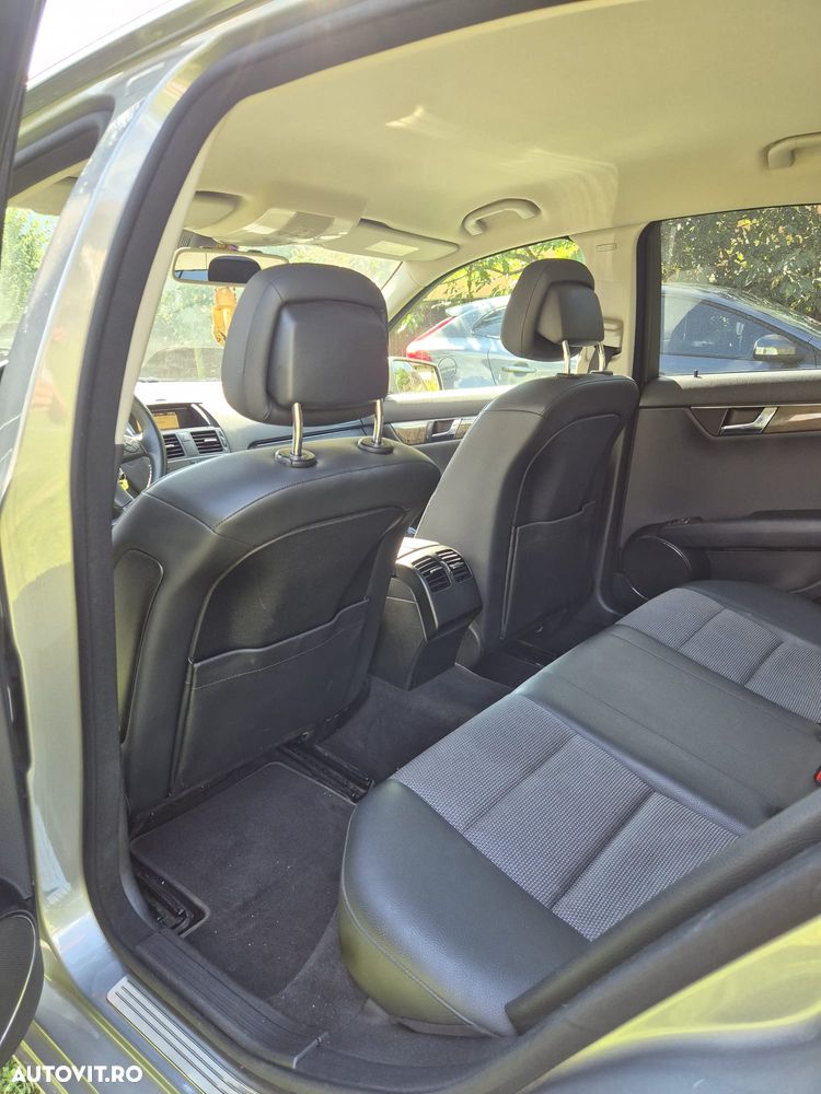 Mercedes-Benz C 180 CGI BlueEFFICIENCY - 5
