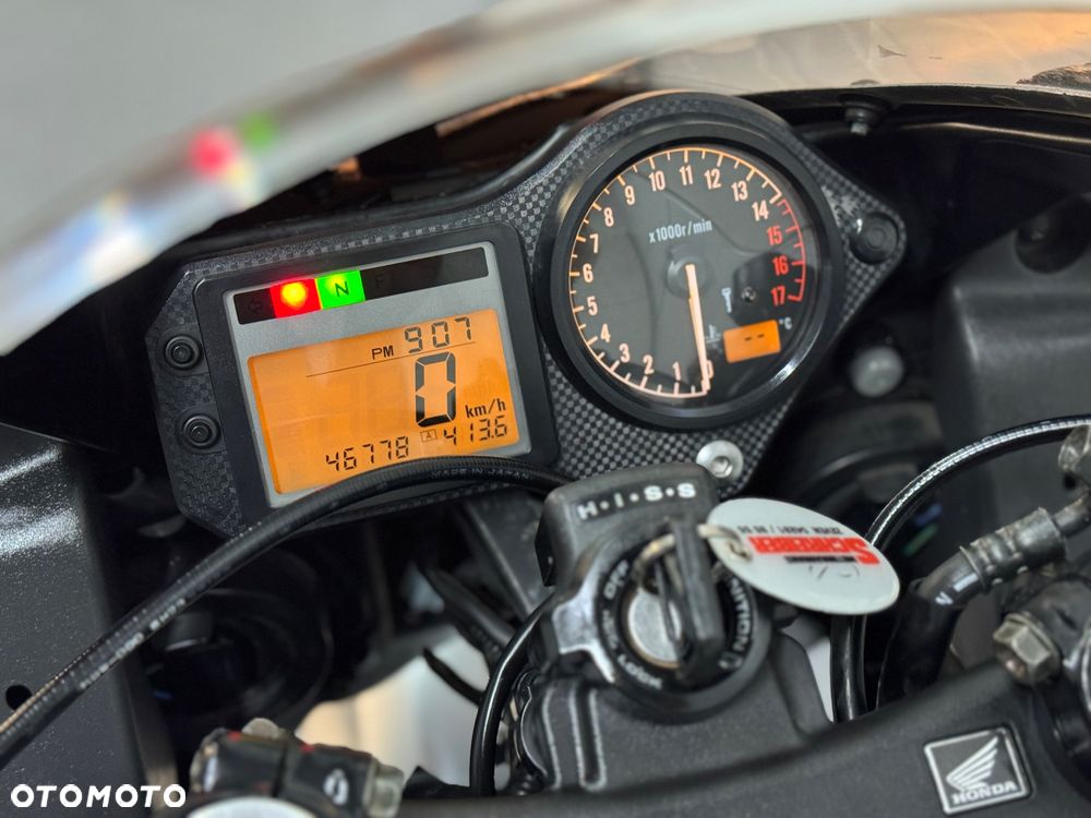 Honda CBR - 16