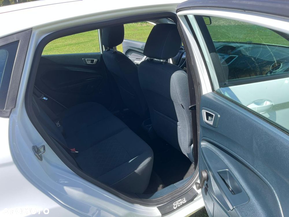 Ford Fiesta 1.25 Champions Edition - 30