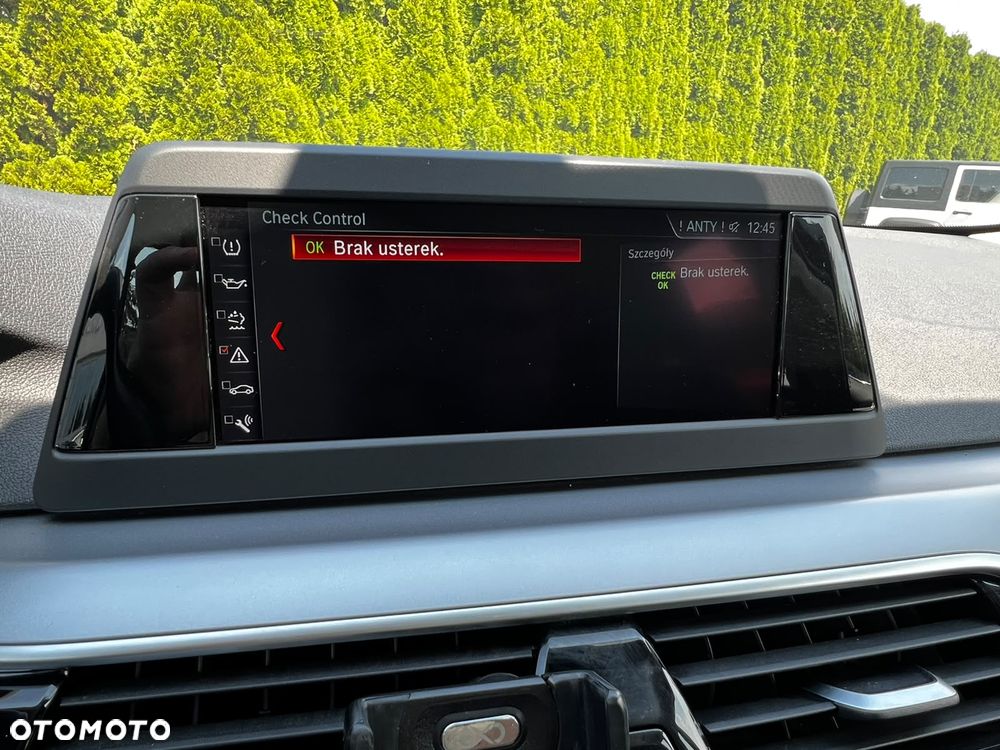 BMW Seria 5 520d - 13