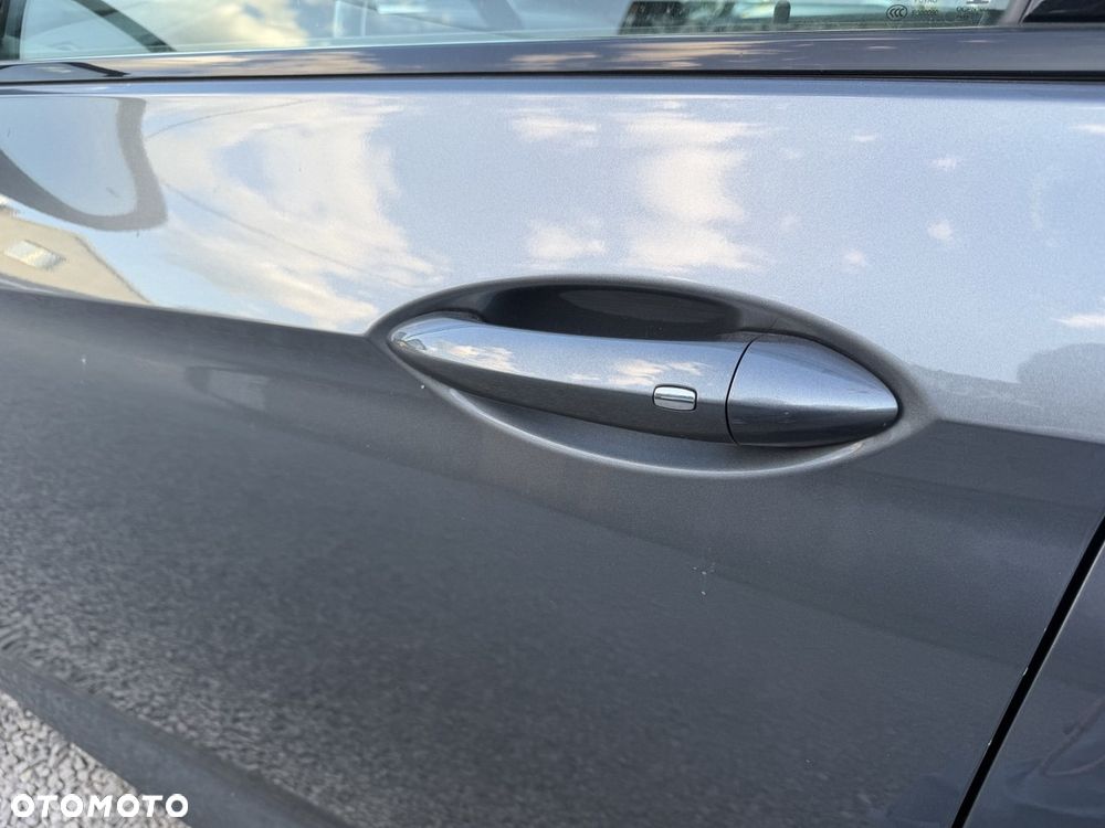 Opel Insignia - 18