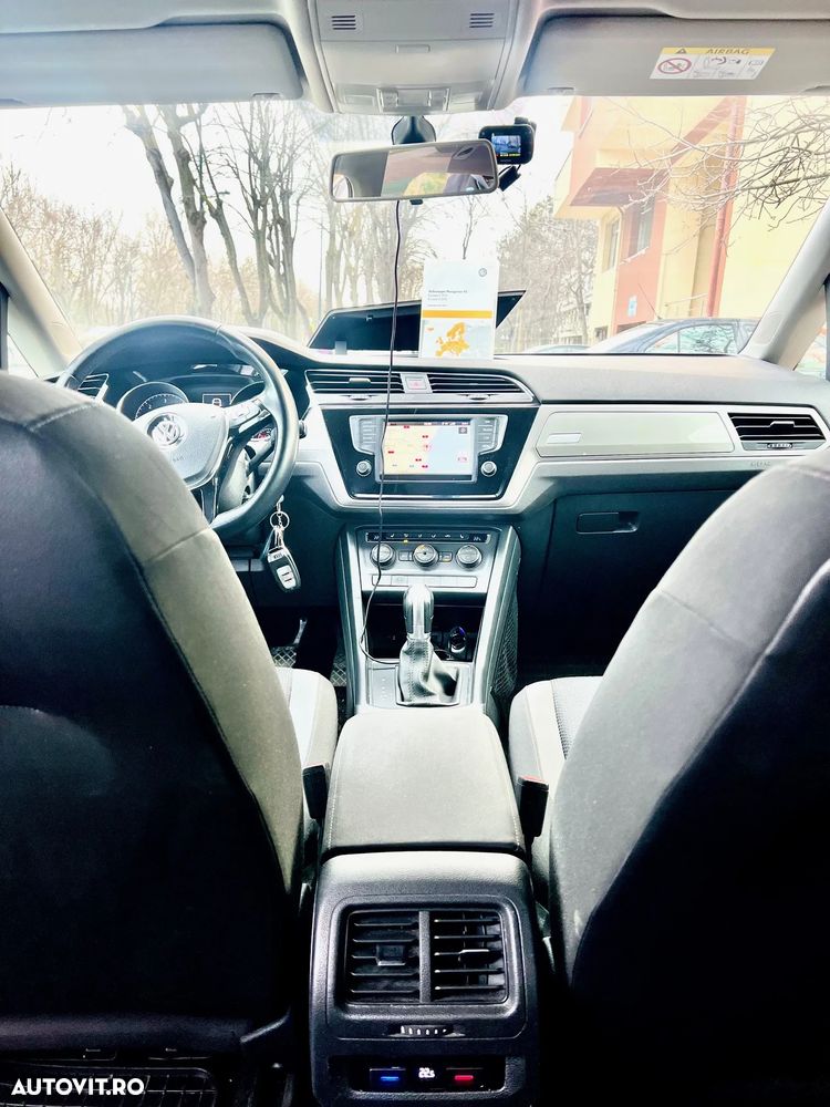 Volkswagen Touran 1.6 TDI SCR (BlueMotion Technology) DSG Trendline - 8