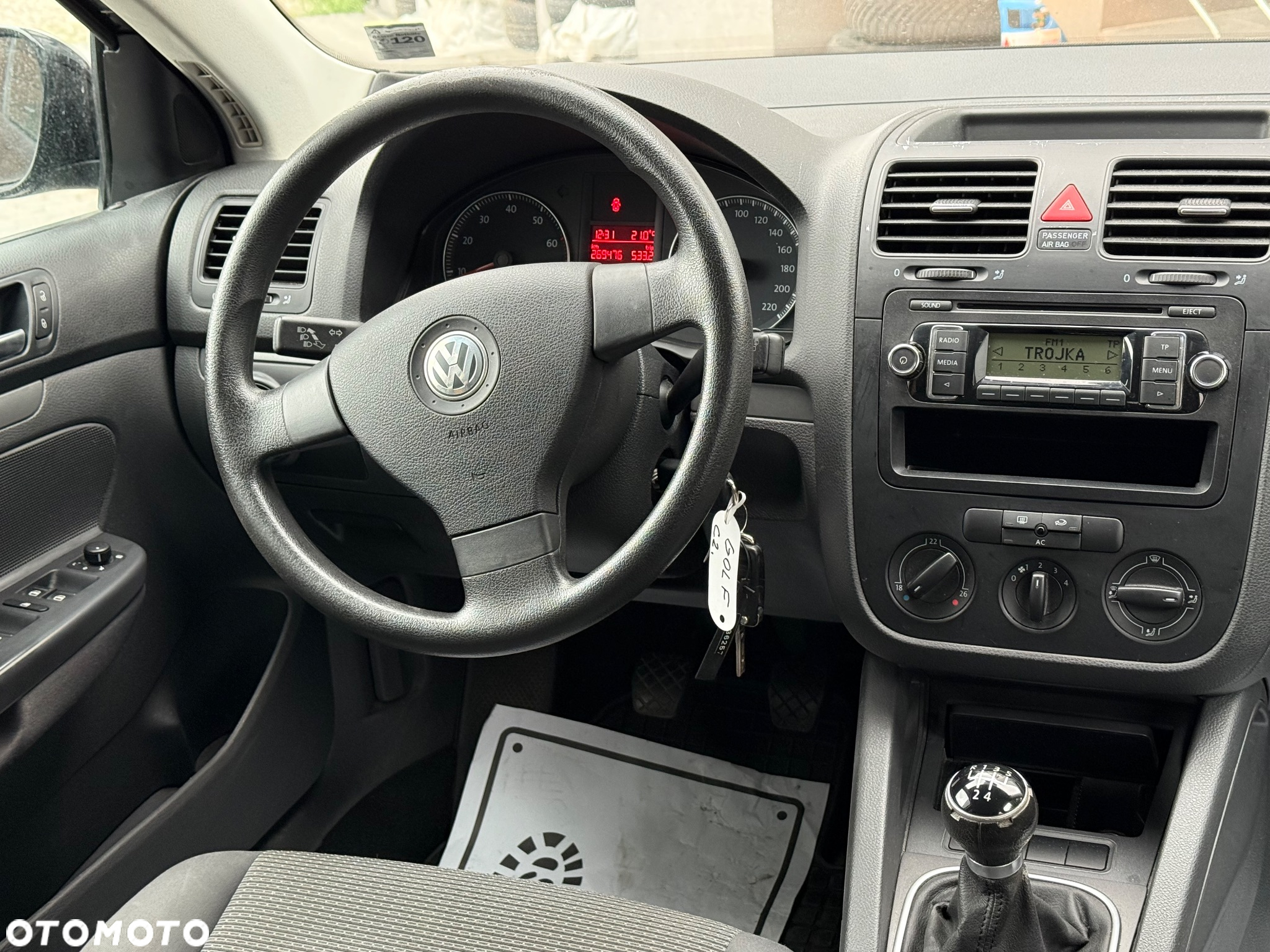 Volkswagen Golf V 1.4 Comfortline - 6