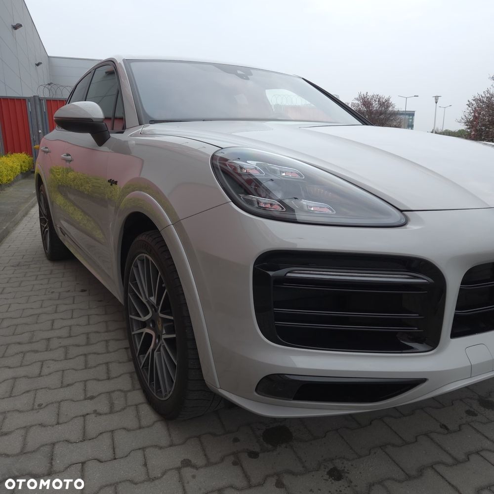 Porsche Cayenne - 8