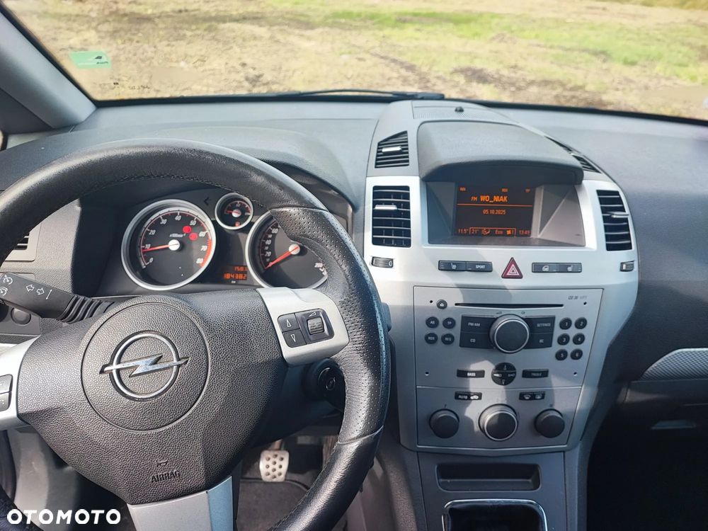 Opel Zafira 2.0 OPC - 18