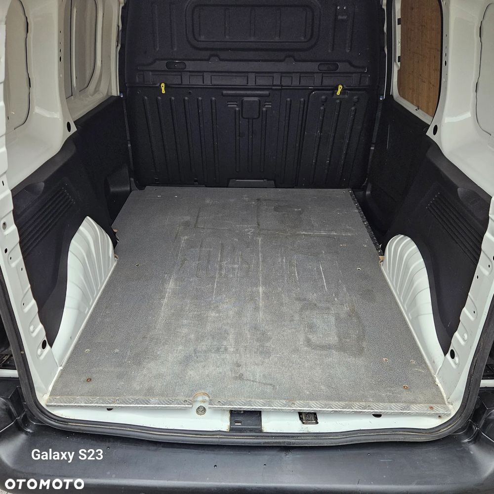 Citroën BERLINGO - 22