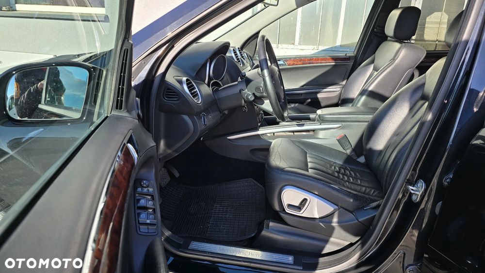 Mercedes-Benz ML 320 CDI 4Matic 7G-TRONIC - 28