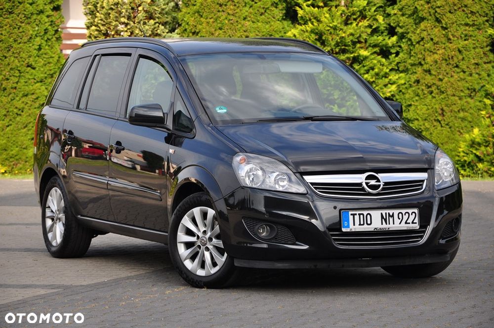 Opel Zafira 1.8 Cosmo - 9