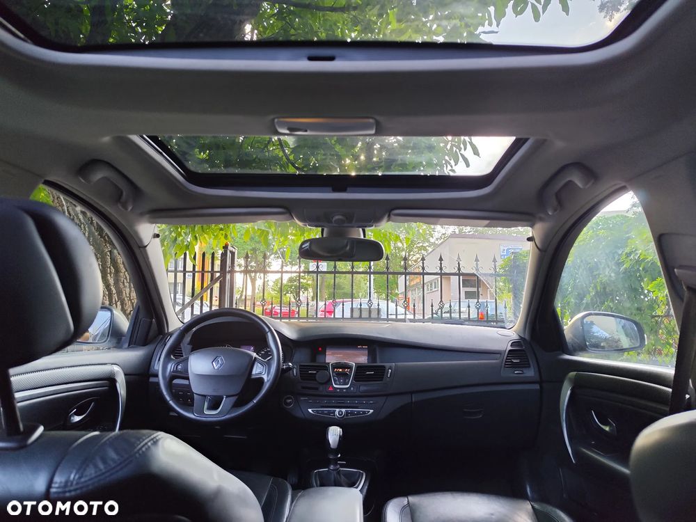 Renault Laguna 2.0 dCi Initiale - 15