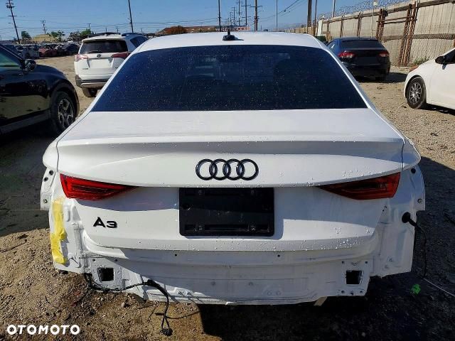 Audi A3 Sportback 40 TFSI quattro S tronic S line - 6