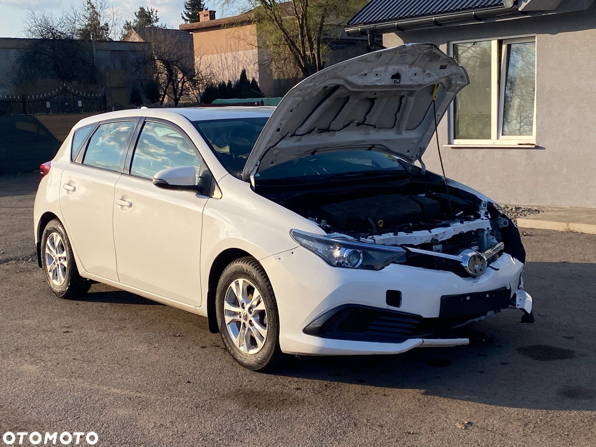 Toyota Auris 1.33 VVT-i Comfort - 4