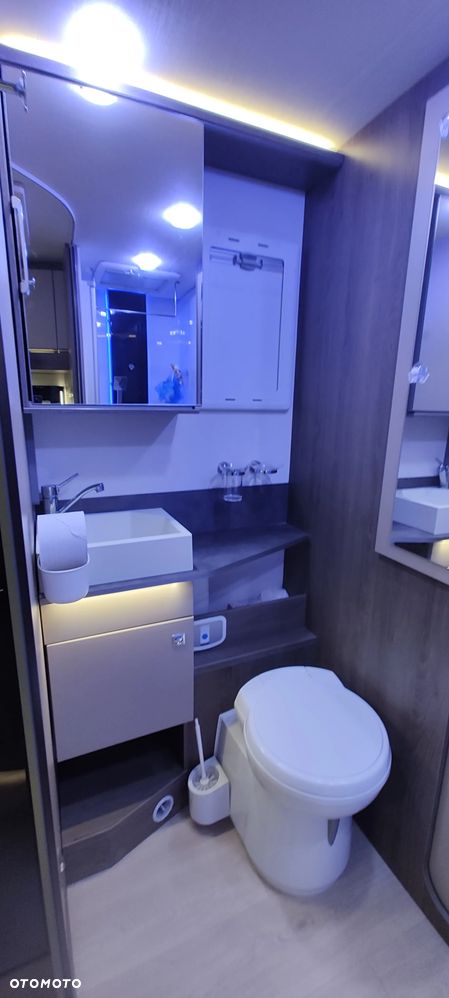 Ford Chausson 640 - 12