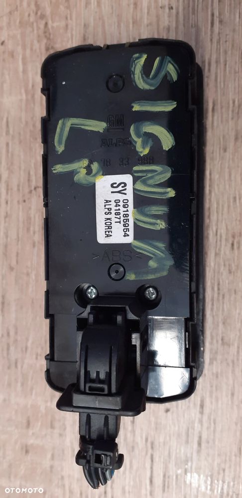 PANEL STEROWANIA PRZEŁĄCZNIK SZYB DRZWI KIEROWCY OPEL VECTRA C - 2