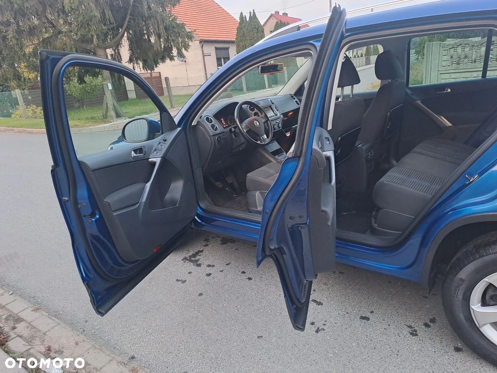 Volkswagen Tiguan - 23