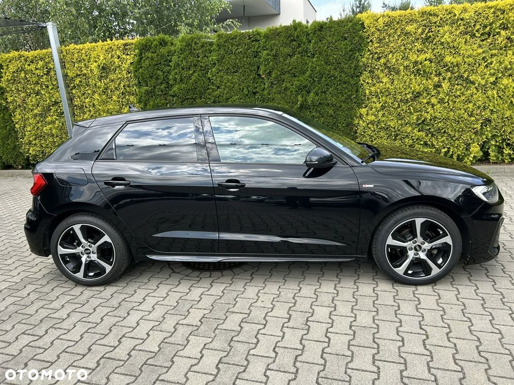 Audi A1 Sportback 35 TFSI S-Line S tronic - 4
