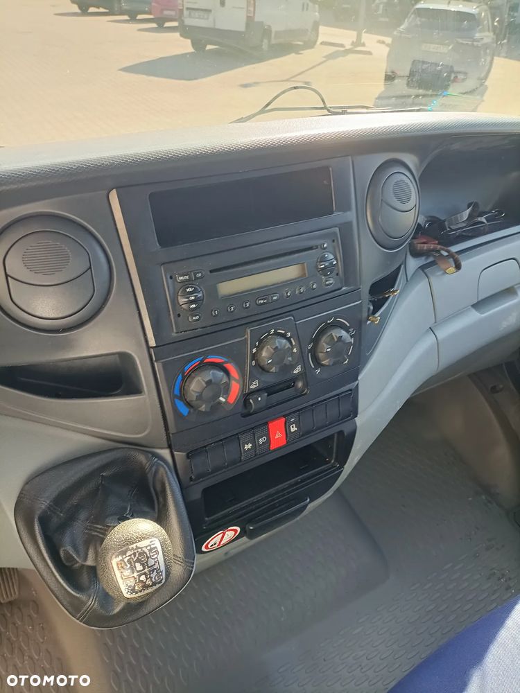 Iveco DAILY - 15