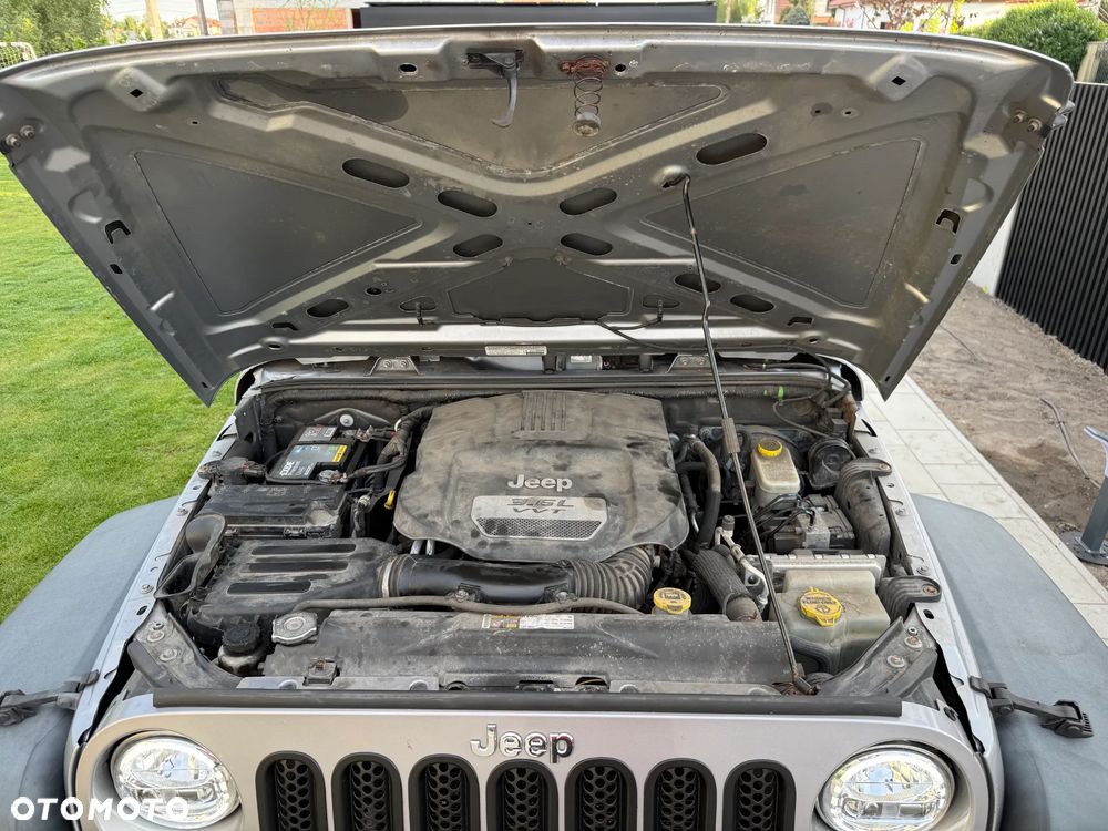 Jeep Wrangler 3.6 Sahara - 28