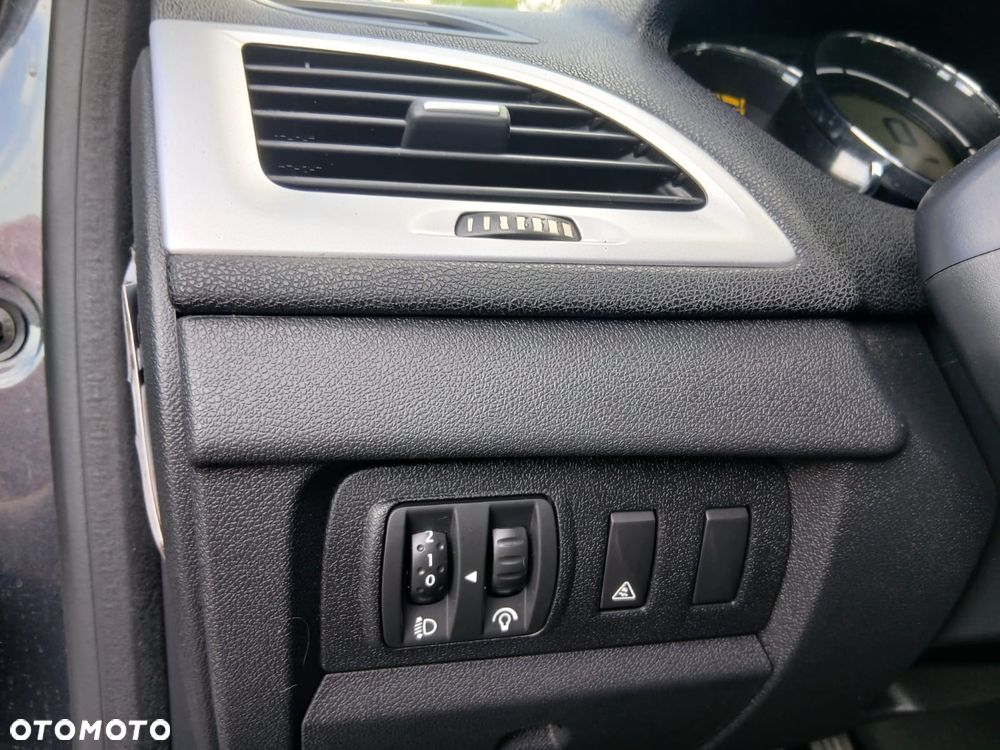 Renault Megane 1.6 16V 110 Dynamique - 24