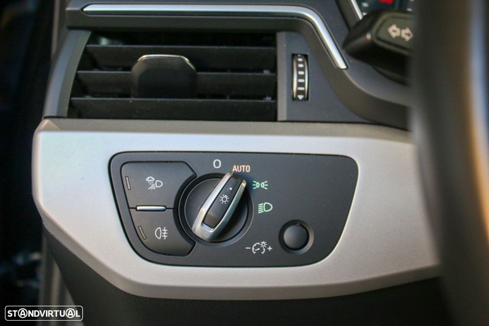 Audi A4 35 TDI Advanced S tronic - 17