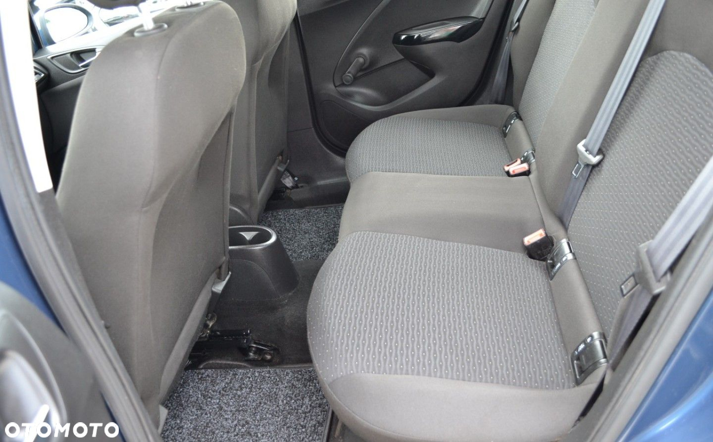 Opel Corsa 1.4 Cosmo - 8
