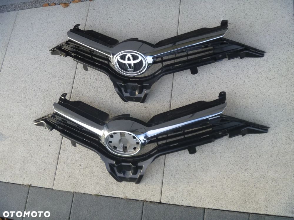 TOYOTA AURIS II LIFT HB ZDERZAK TYLNY LISTWA - 22