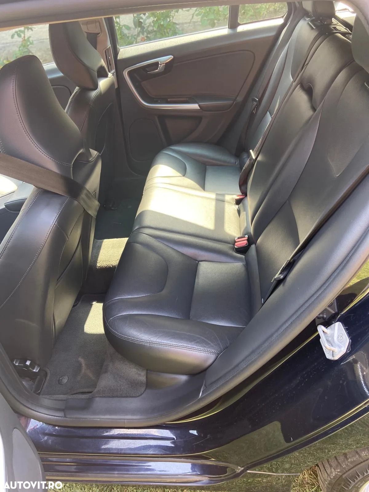 Volvo V60 D2 DRIVe Momentum - 5