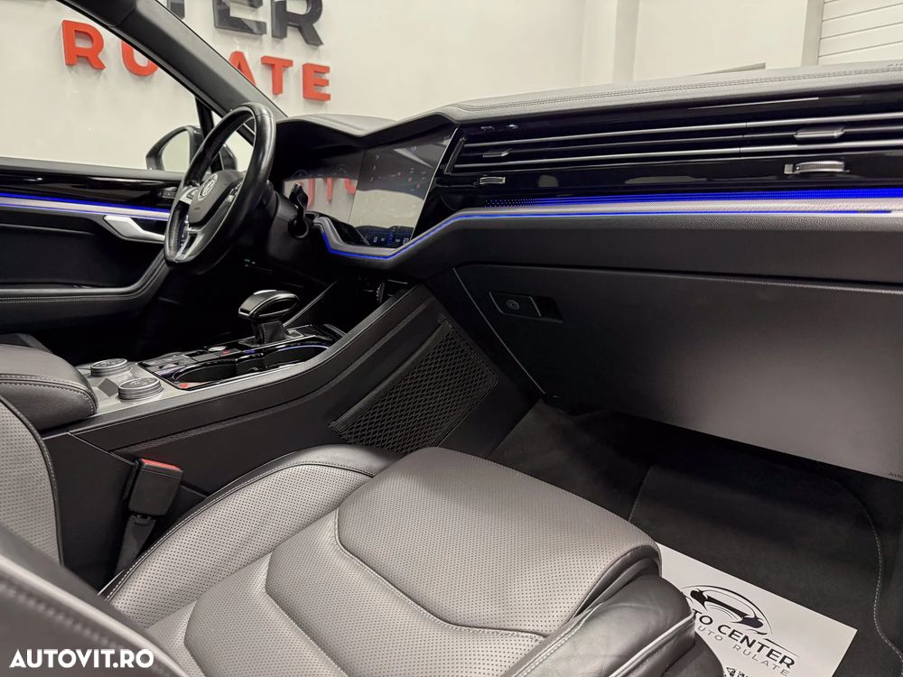 Volkswagen Touareg 3.0 V6 TDI SCR 4Motion Automatik R-Line - 19
