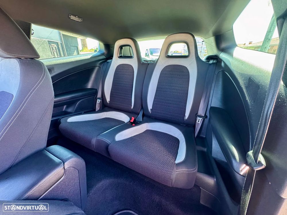 VW Scirocco 2.0 TDI R-Line - 17