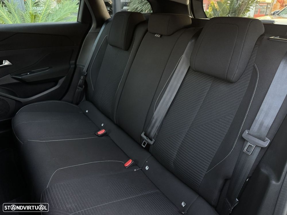 Peugeot 308 SW 1.6 Hybrid Active Pack e-EAT8 - 18