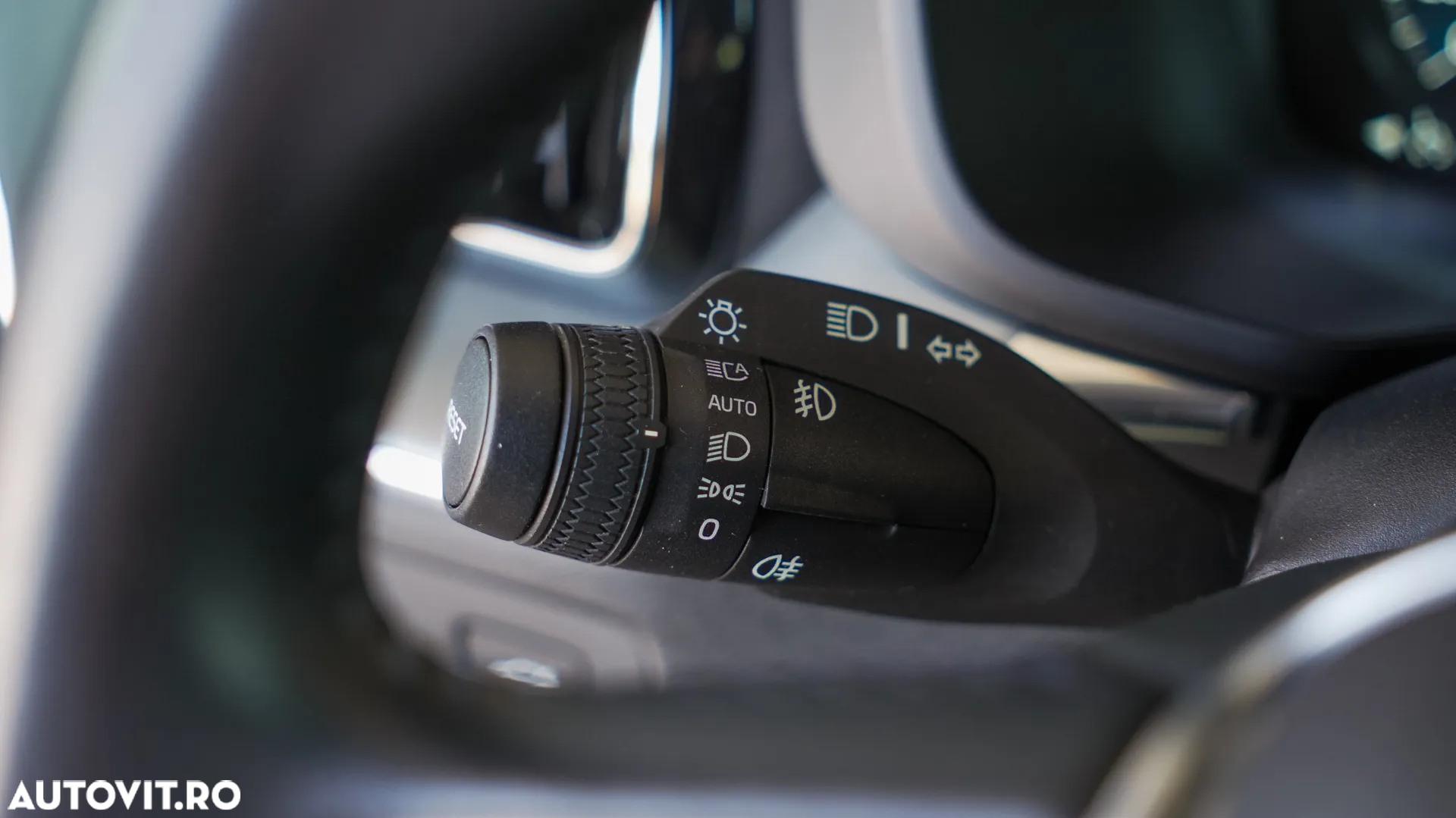 Volvo XC 60 D4 AWD Momentum - 18