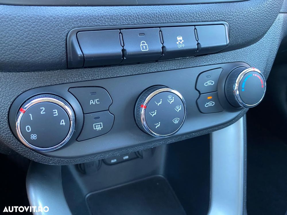 Kia Ceed - 14
