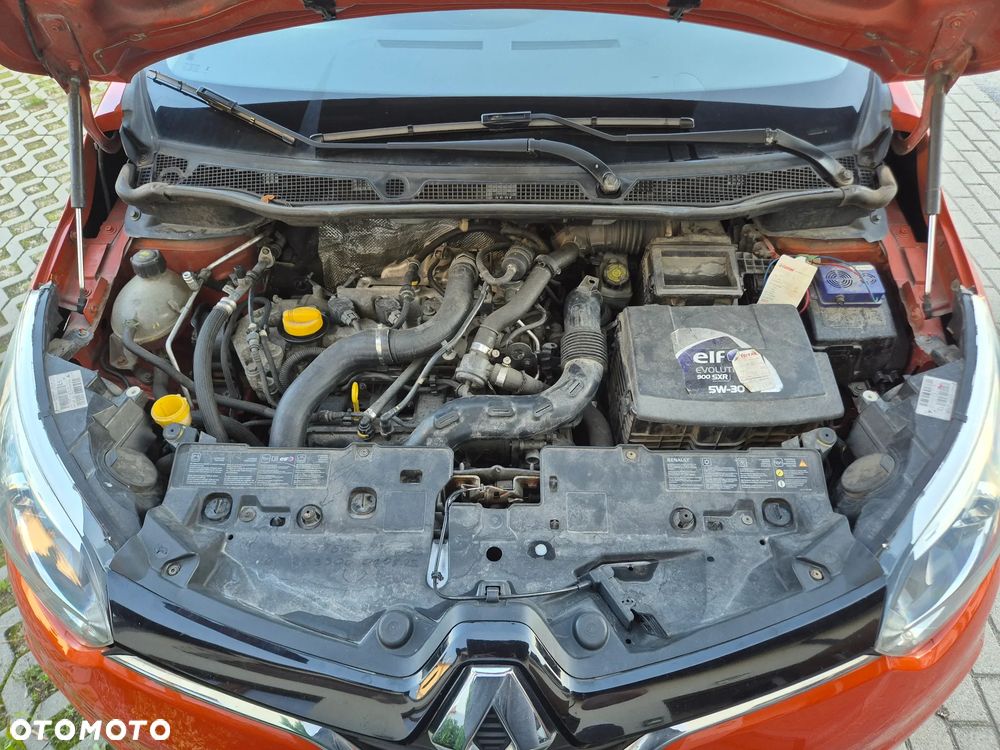 Renault Captur 1.2 TCe Helly Hansen EDC - 9